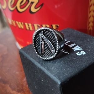 Straight Razor Ring